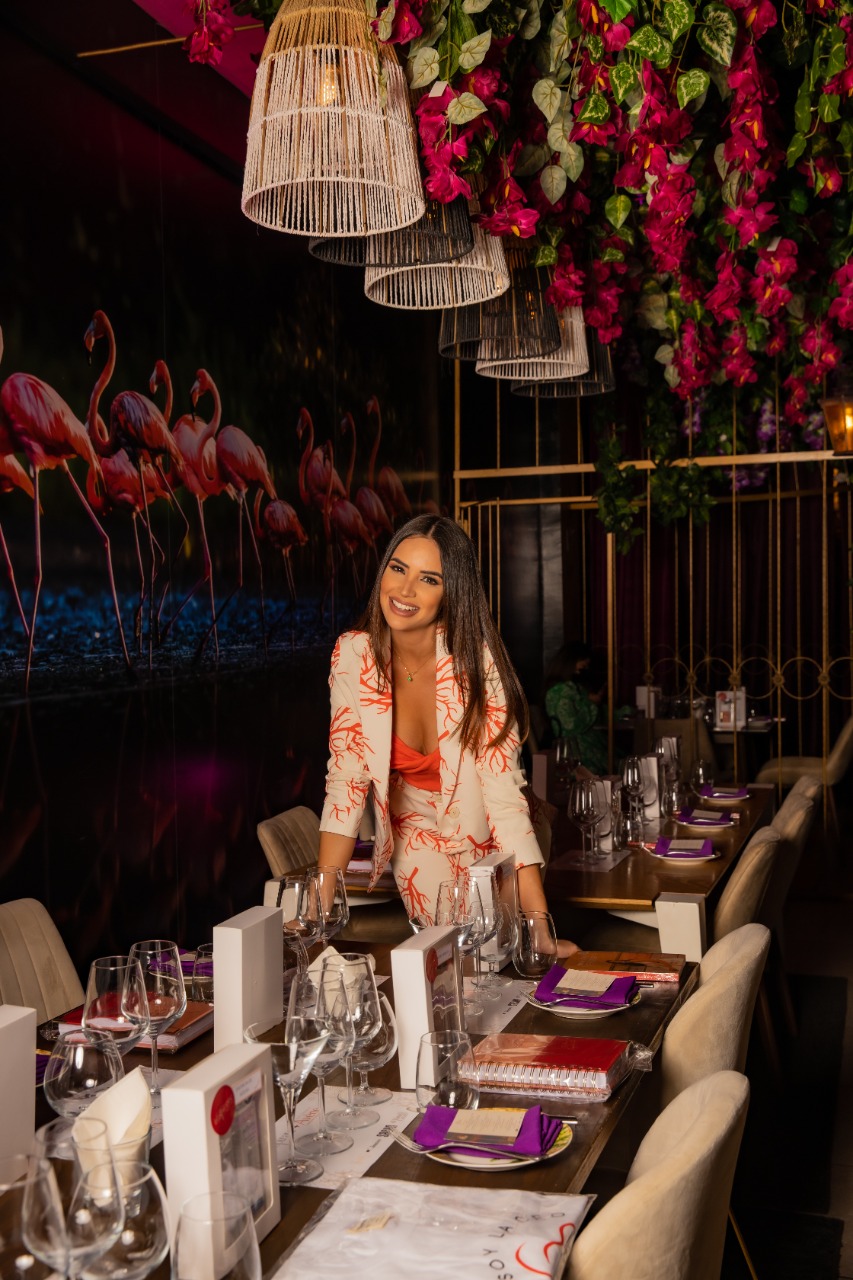 Sheldry Sáez en la mesa de Cata Inspírate